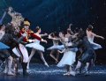 Nutcracker - Max Westwell, Clara - Alina Cojocaru mice and snowflakes