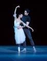 Francesca Hayward and Frederico Bonelli in Giselle pdd