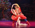 Alexandra Timofeyeva as The Firebird and Mikhail Lobukhin as Prince Ivan in The Firebird