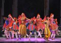 Carol Furtado, Sushant Pujari and members of the company