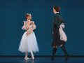 Gudrun Bojesen as the Sylph and Ulrik Birkkjaer as James in La Sylphide