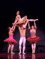 Yakaterina Verbosovich (Chase Johnsey), Sergey Legupski (Giovanni Goffredo), and members of the company in Paquita